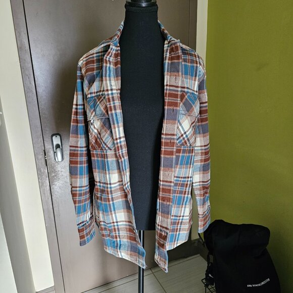 Aritzia TNA Oversized Cotton Plaid Shirt - 2021 - Jorie WHS (Brown/Blue/White) - Picture 4 of 15